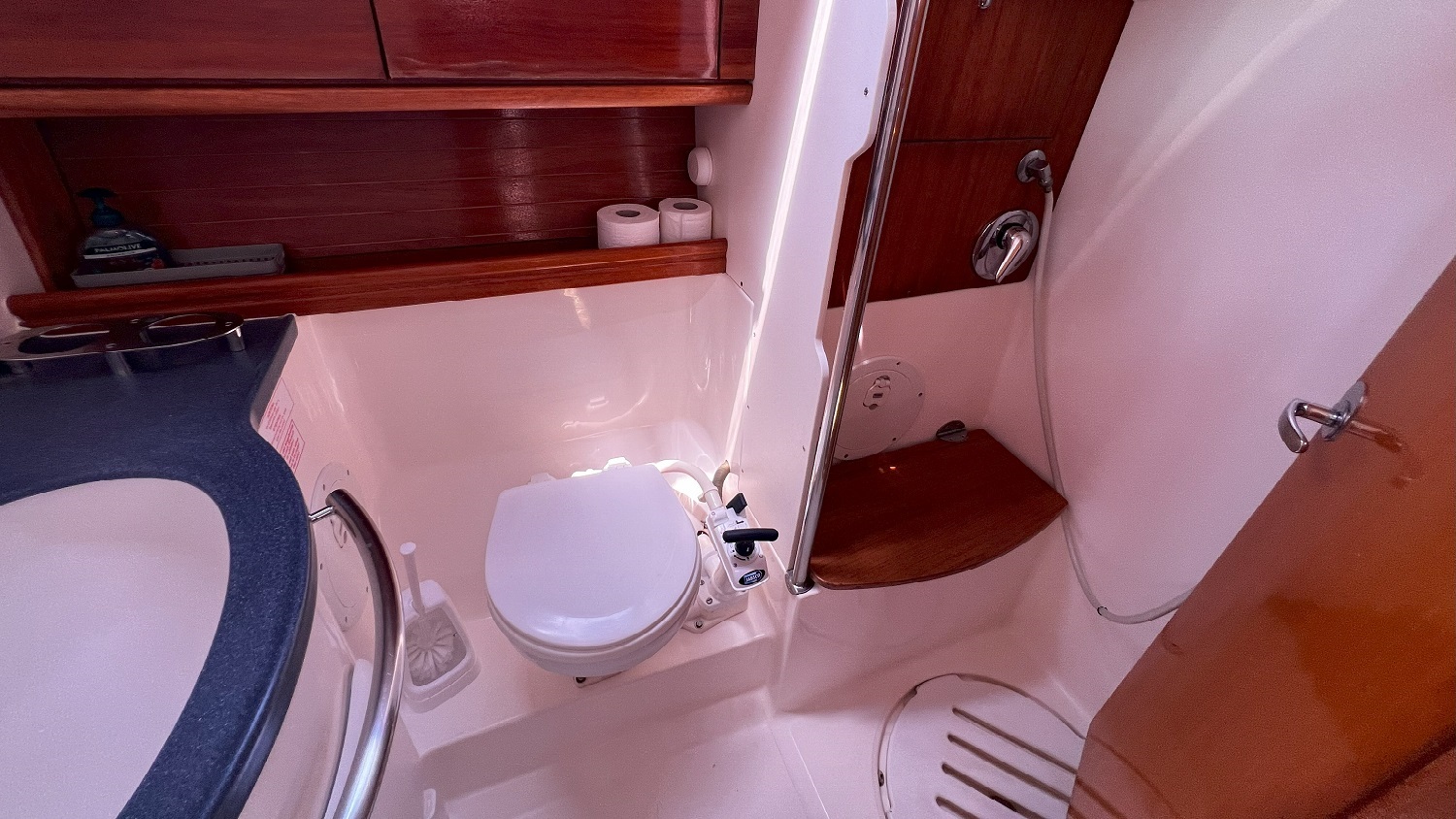 Bavaria Cruiser 39 "Iona"