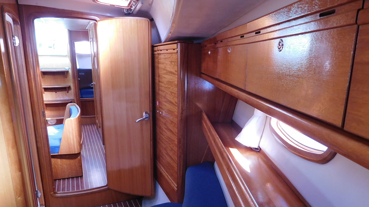 Bavaria Cruiser 39 "Iona"