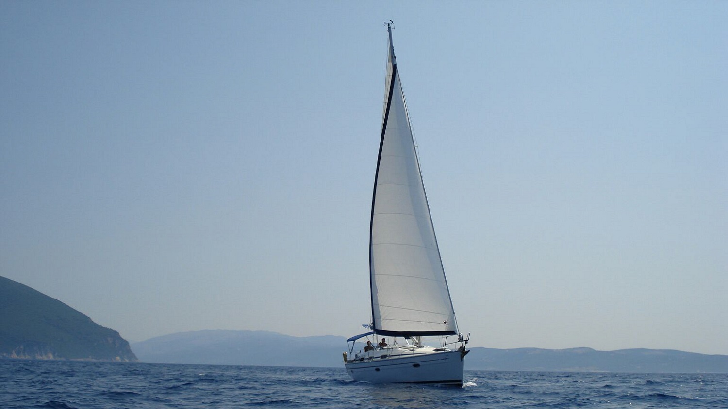 Bavaria Cruiser 39 "Iona"